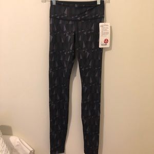 Lululemon’s Wunder Under Pant (yoga/gym pants)